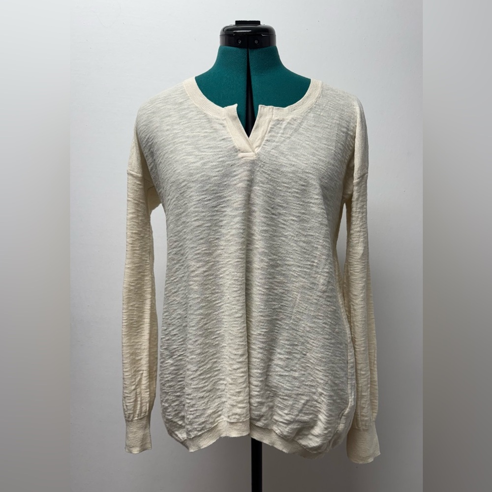 Vince Women’s Lightweight Pullover Cream Size M